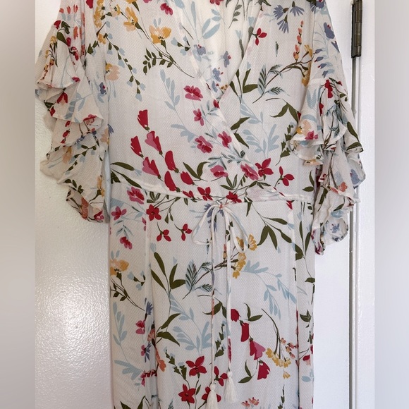 Love Stitch white Floral Flowy dress garden party summer picnic - Picture 4 of 8